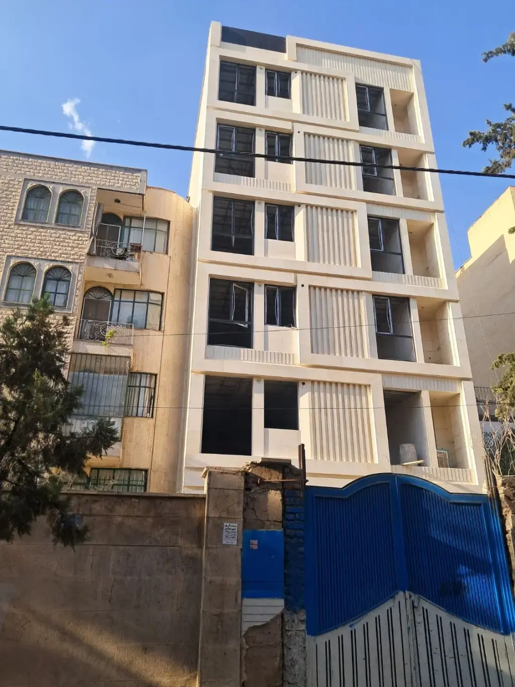 فروش آپارتمان 90 متری در تهرانپارس غربی