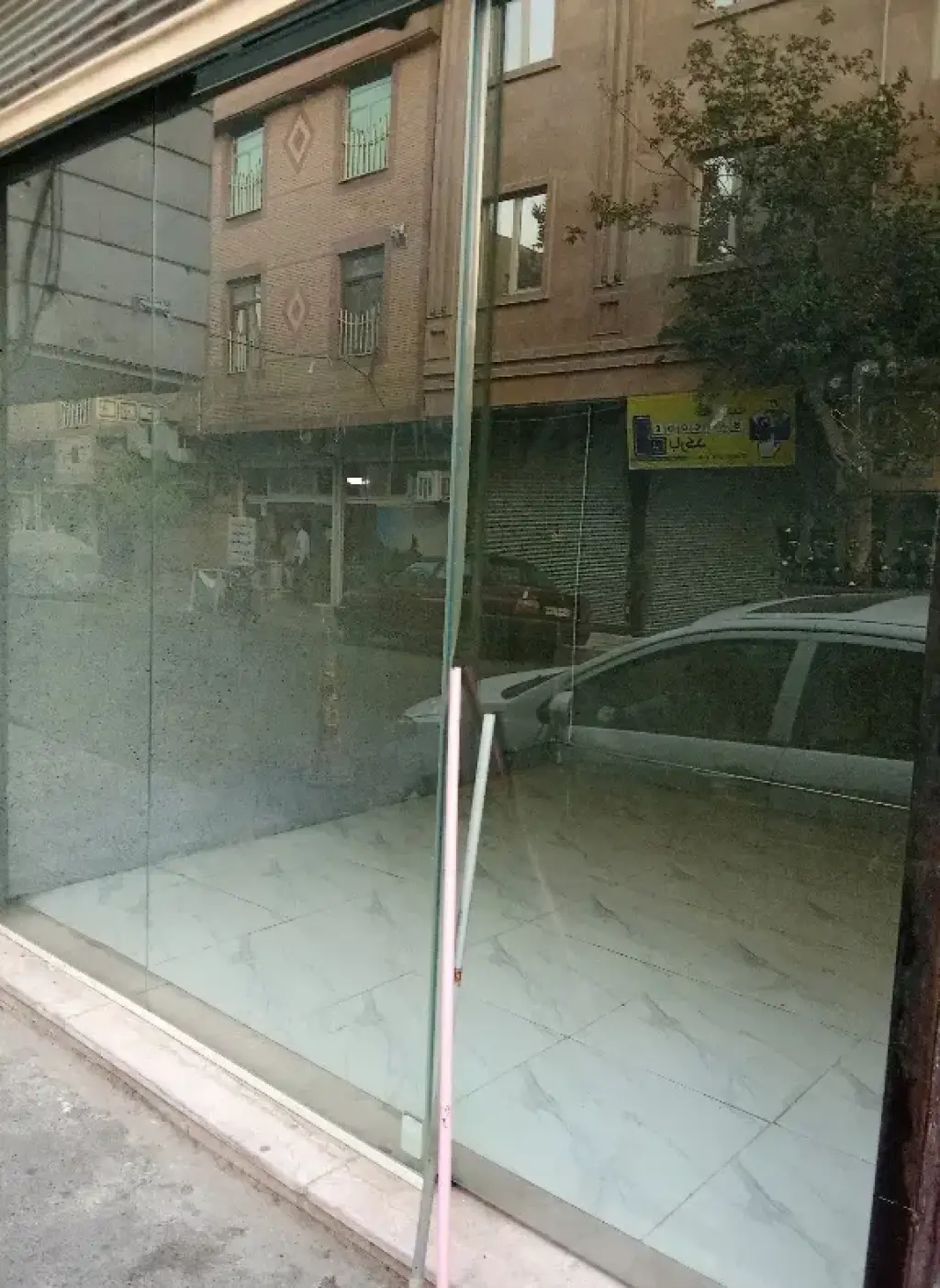 اجاره اداری و تجاری 12 متری در عبدلآباد