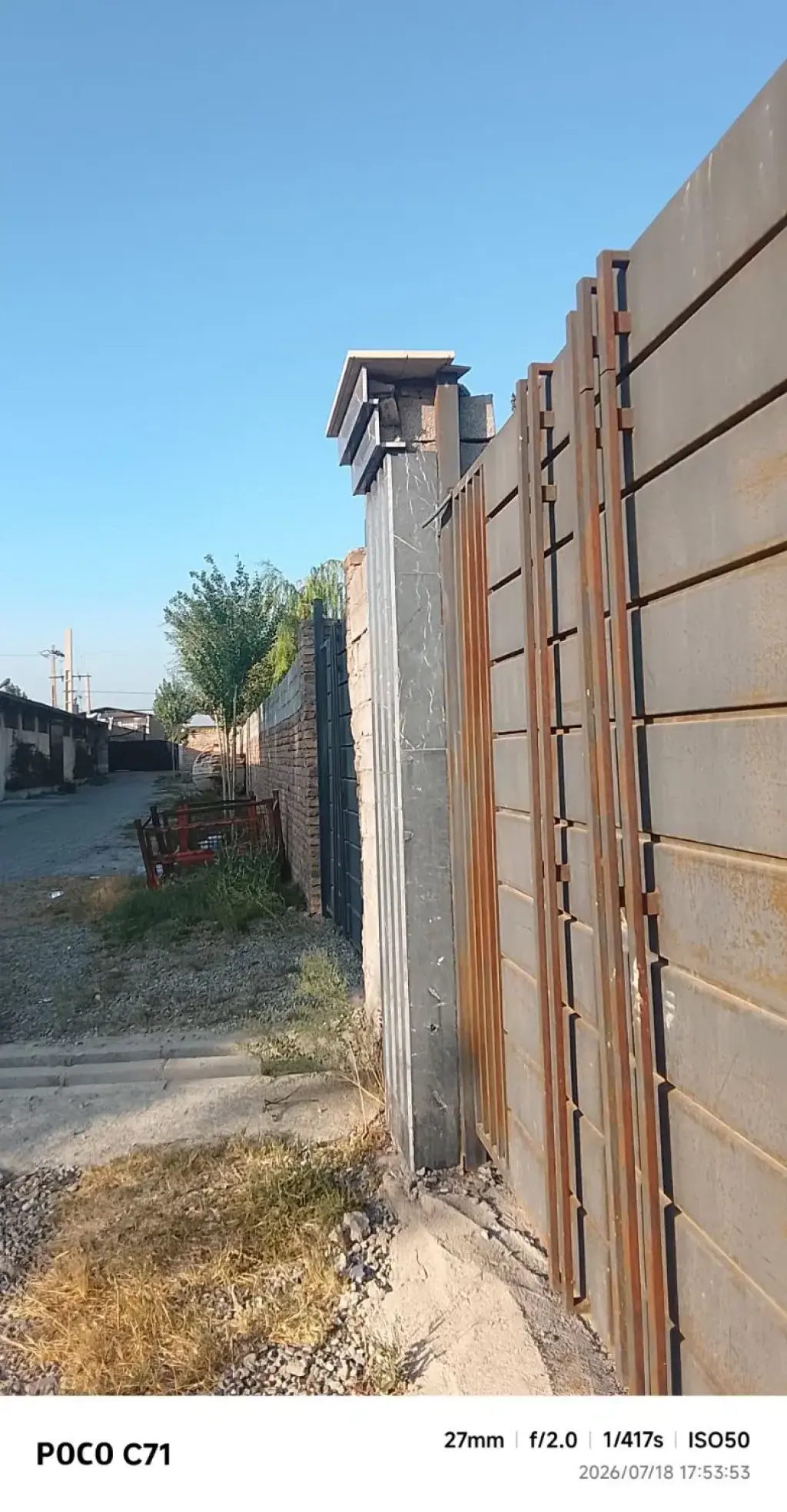 فروش اداری و تجاری 640 متری در شهرک دانشگاه