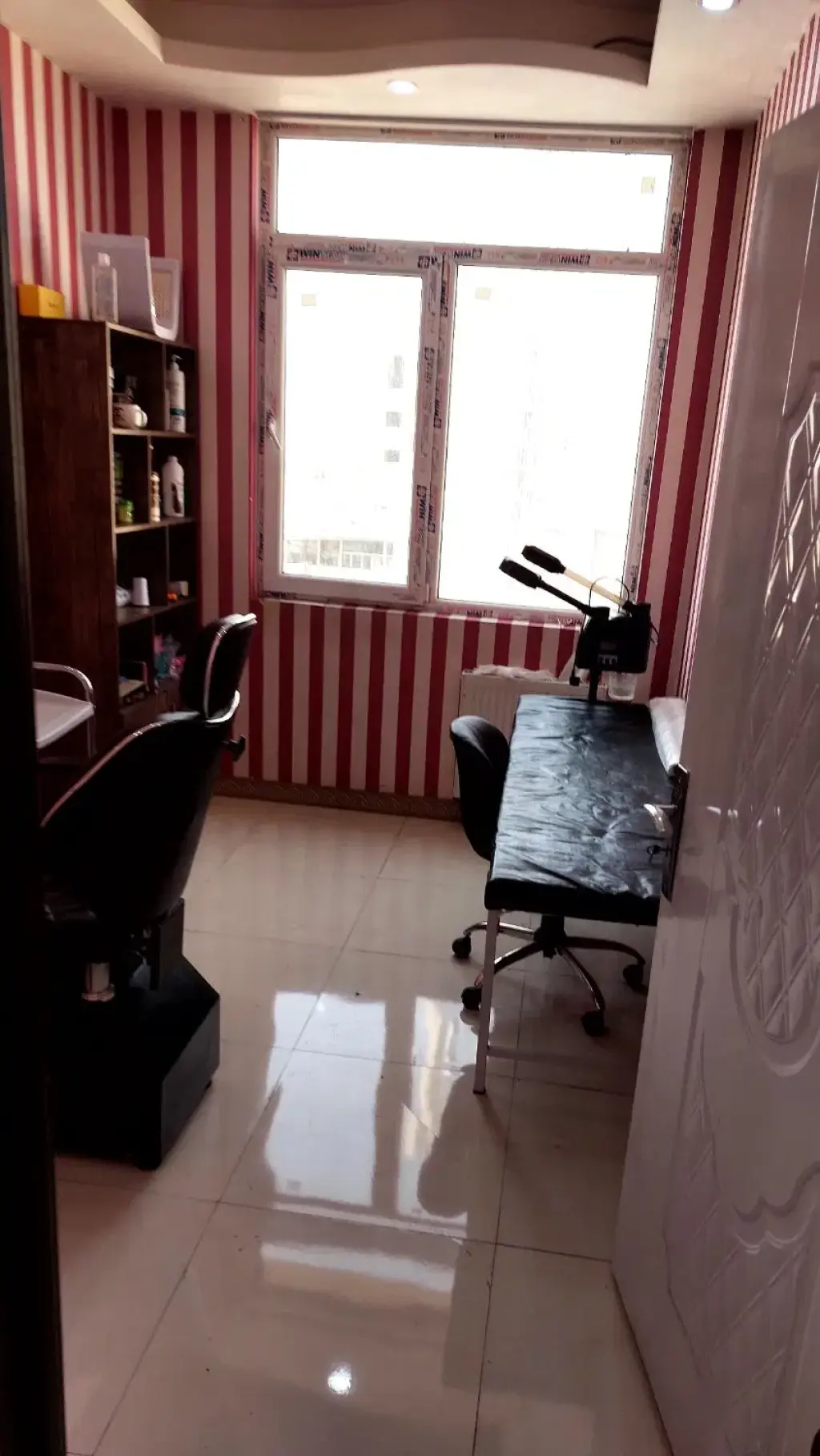 اجاره اداری و تجاری 12 متری در سجاد