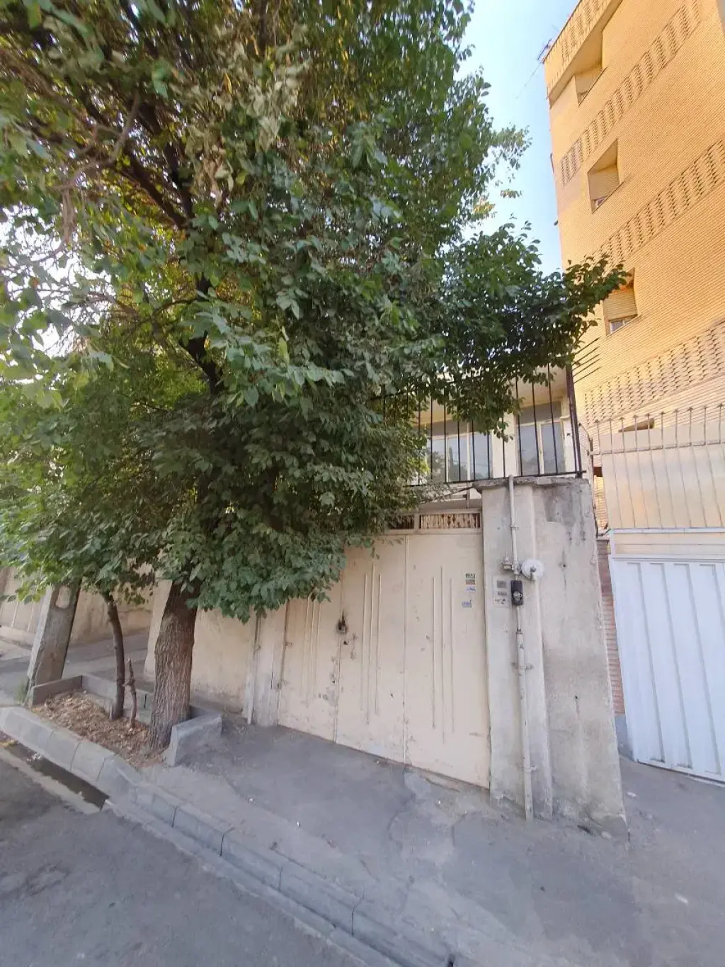 فروش زمین و کلنگی 104 متری در کرمان