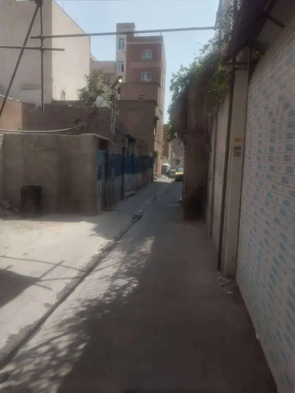فروش زمین و کلنگی 107 متری در بهارستان - تصویر 3