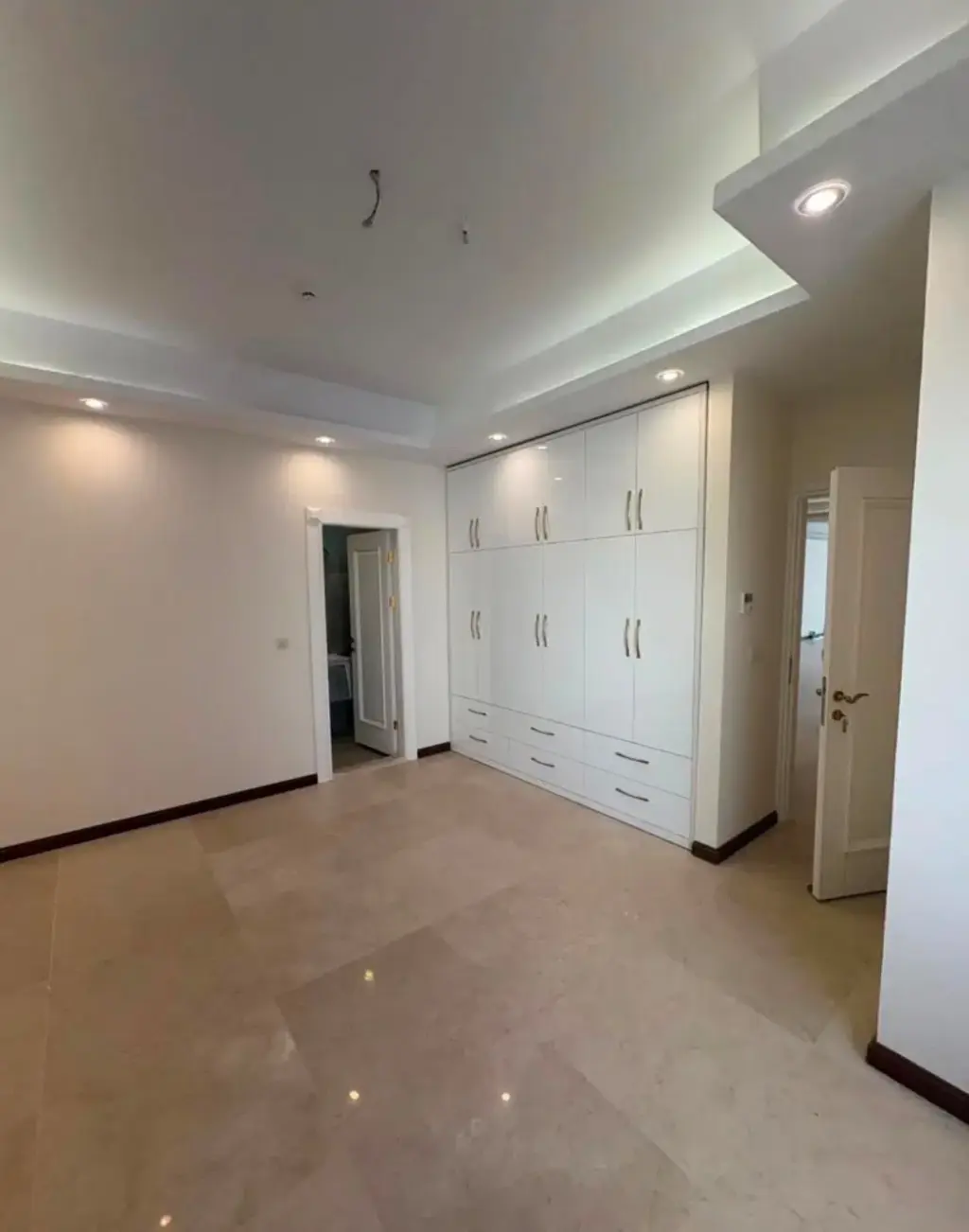 فروش آپارتمان 210 متری در کاشانک