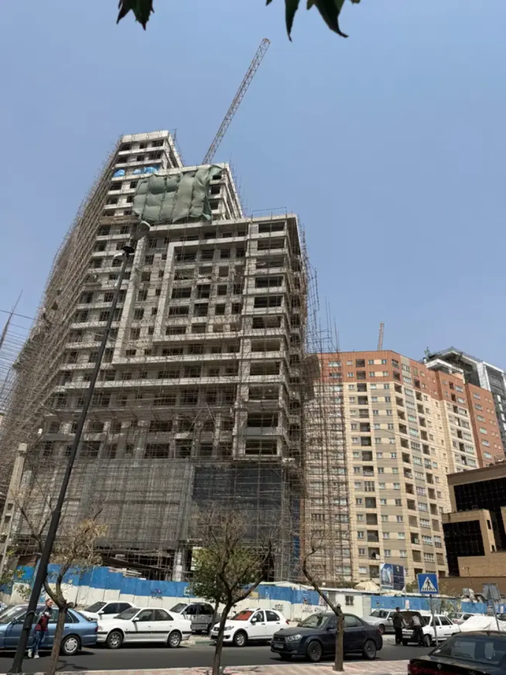 فروش آپارتمان 116 متری در گلستان (شهرک راه آهن)
