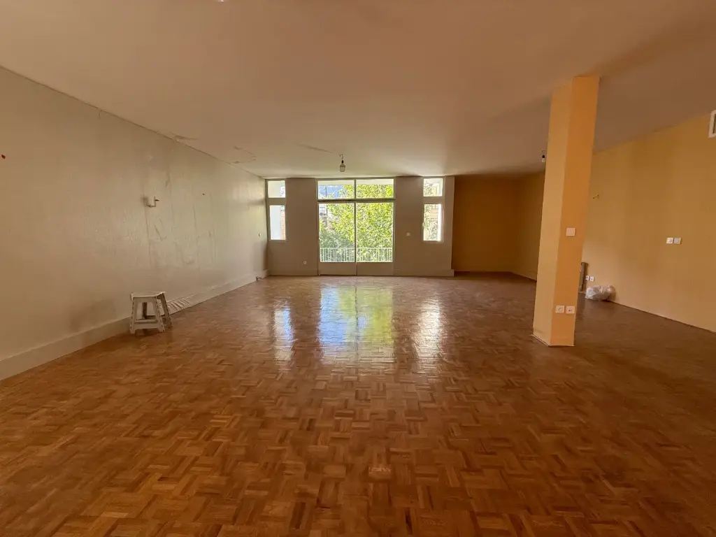 اجاره آپارتمان 260 متری در حکمت - تصویر 2