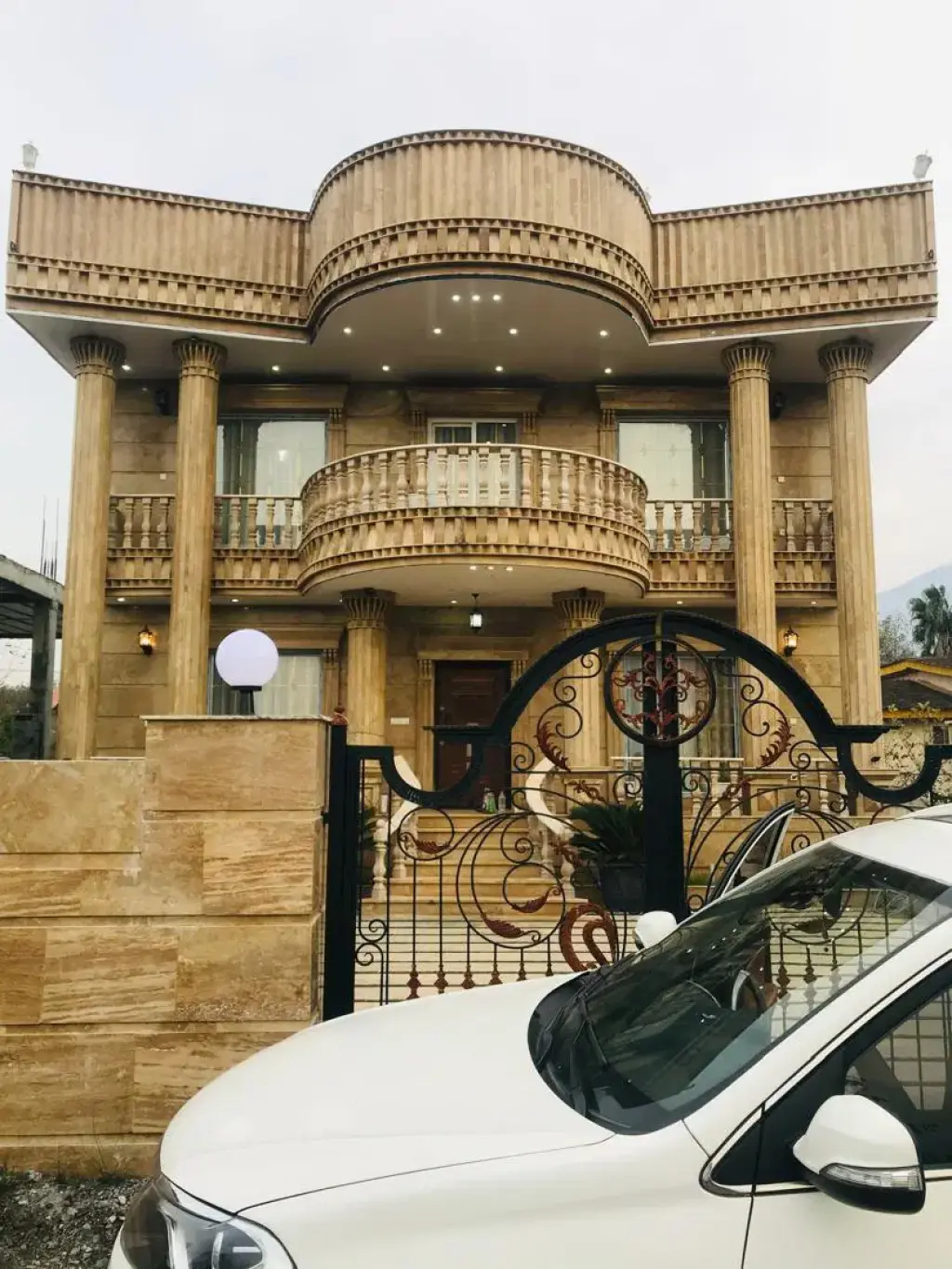 فروش خانه و ویلا 360 متری در قلهک
