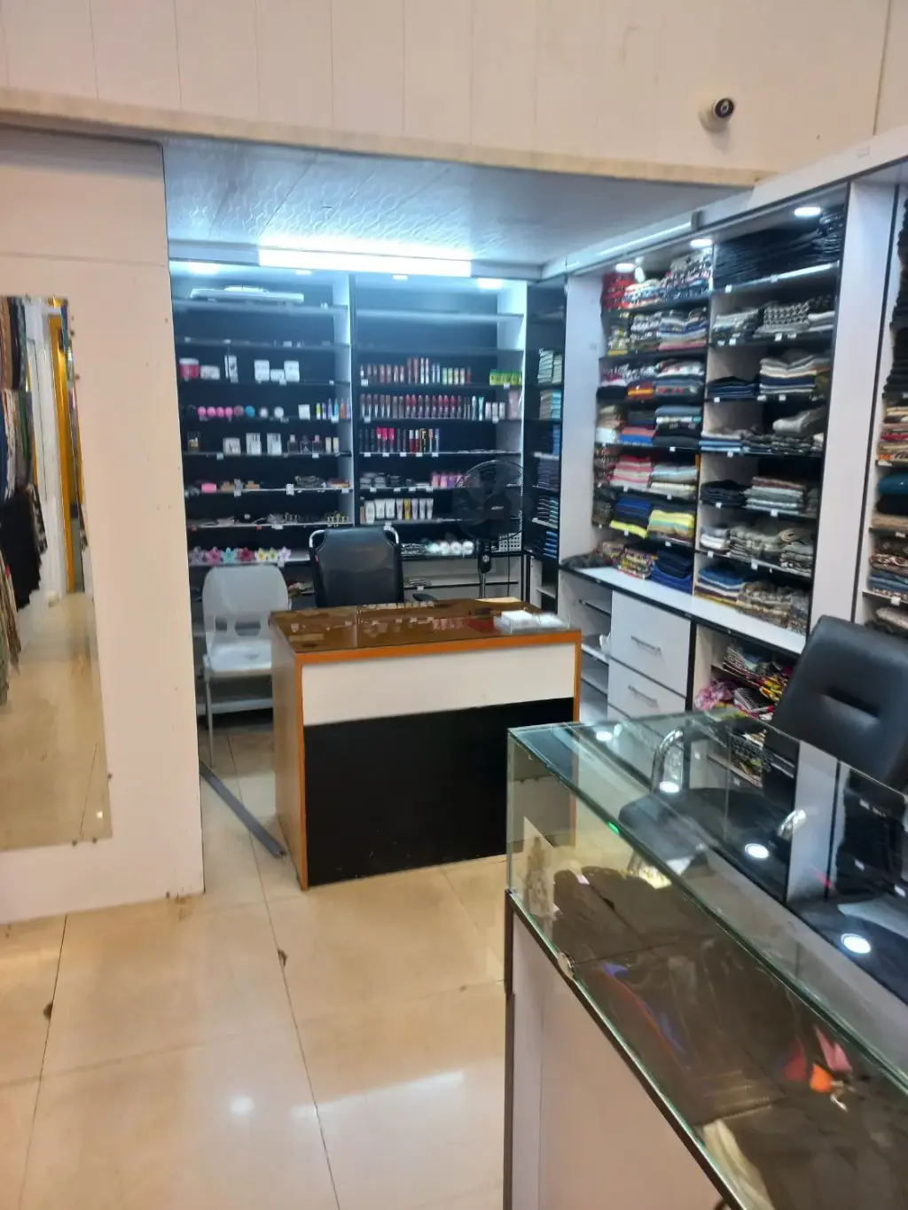 فروش اداری و تجاری 25 متری در بروجردی - تصویر 3