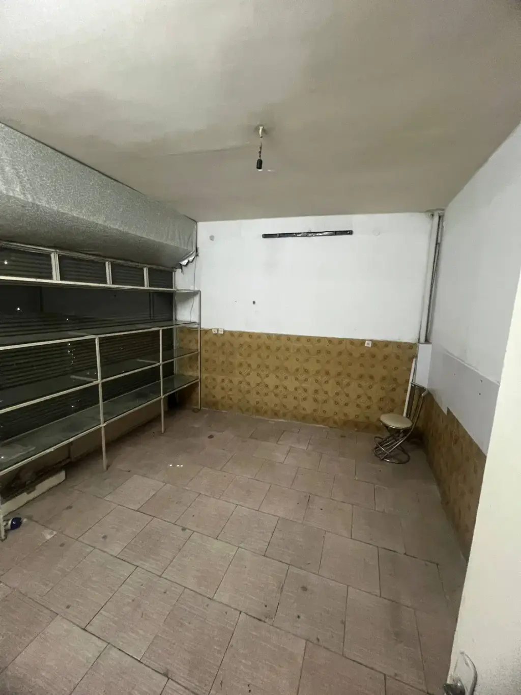 اجاره اداری و تجاری 16 متری در شادآباد