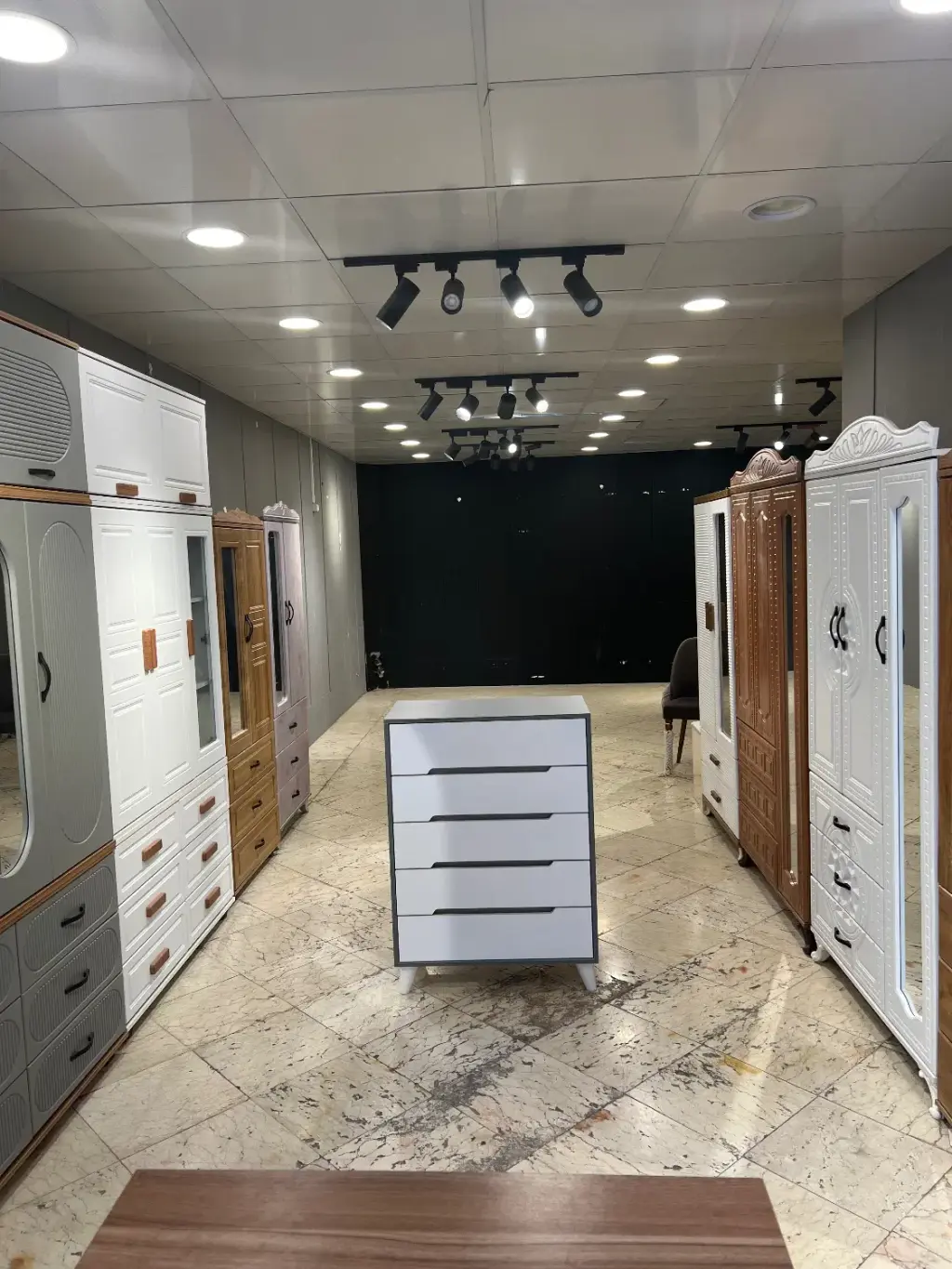 اجاره اداری و تجاری 80 متری در نعمت‌آباد