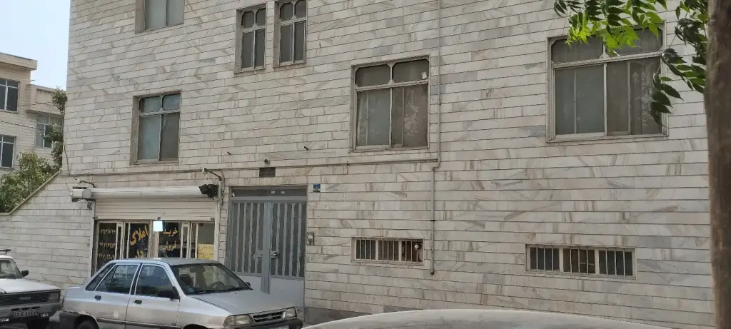 فروش خانه و ویلا 200 متری در زیبادشت