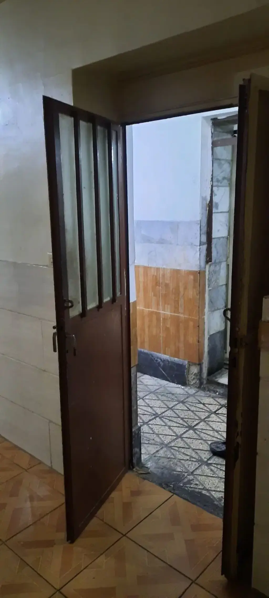 اجاره اداری و تجاری 24 متری در ارامنه - تصویر 2