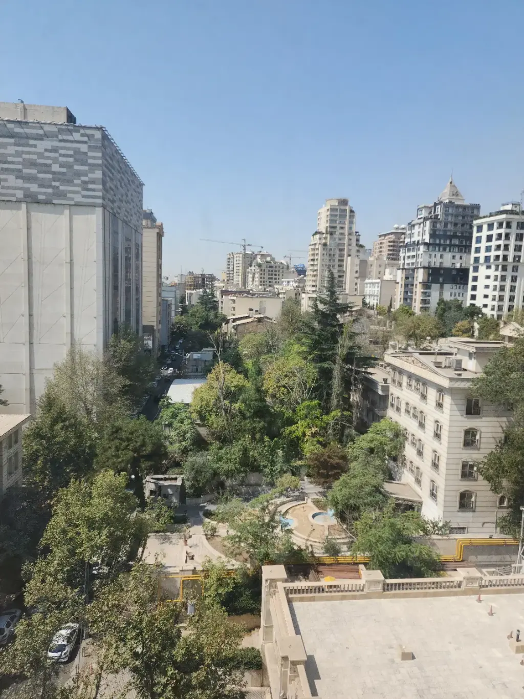 اجاره اداری و تجاری 42 متری در باغ فردوس