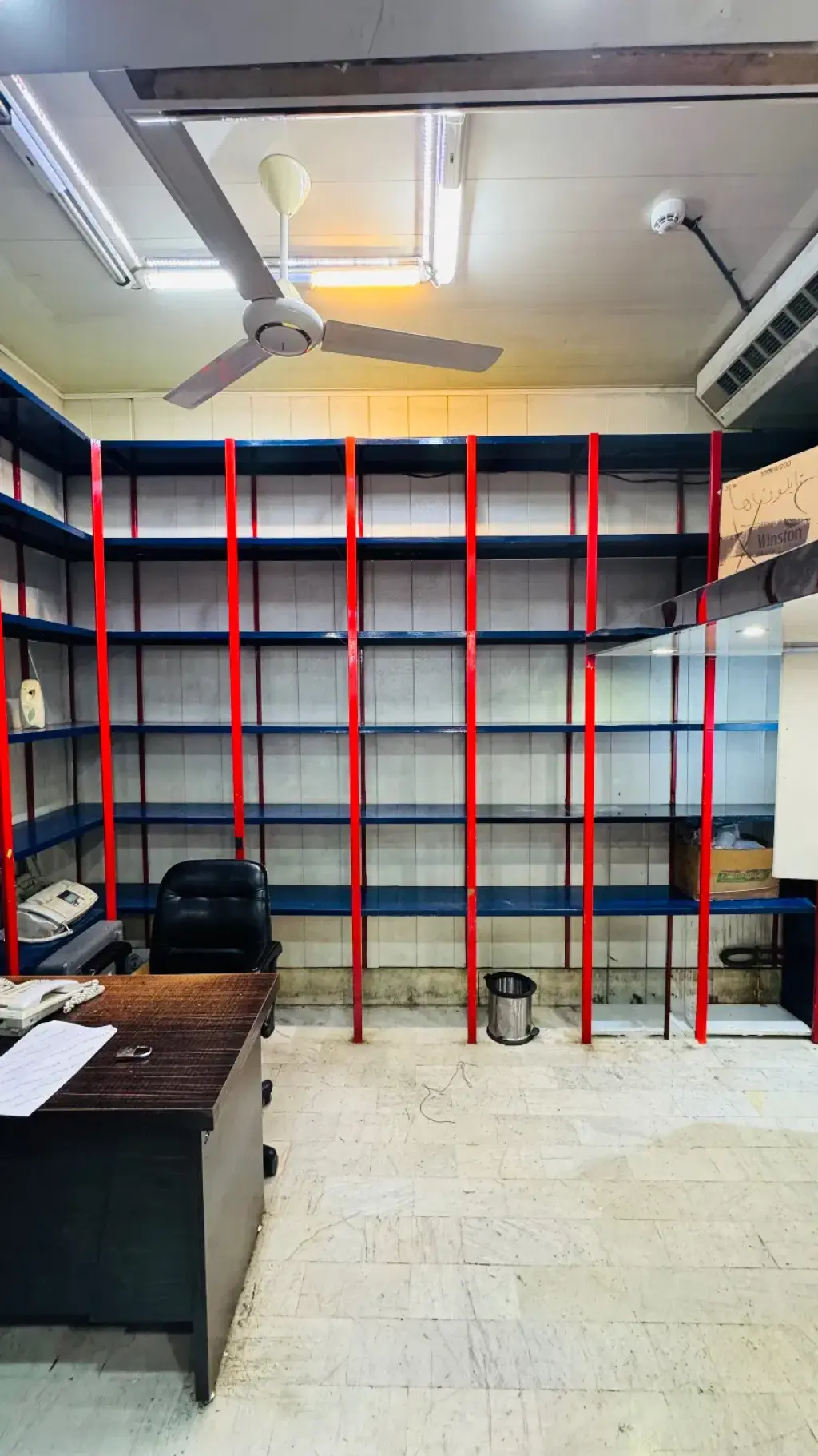فروش اداری و تجاری 14 متری در قلمستان