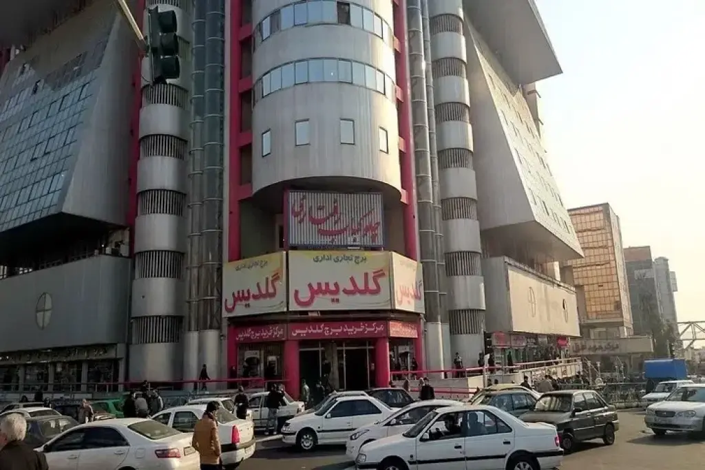 اجاره اداری و تجاری 42 متری در صادقیه