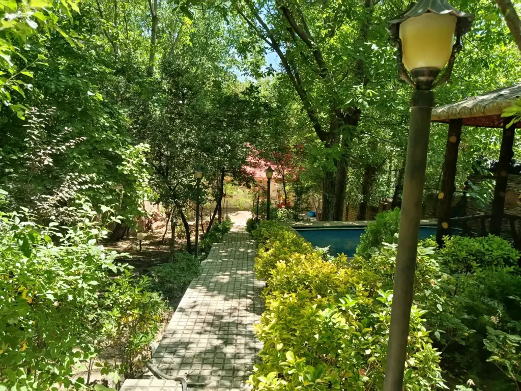 فروش خانه و ویلا 735 متری در بوستان سرخه حصار - تصویر 2
