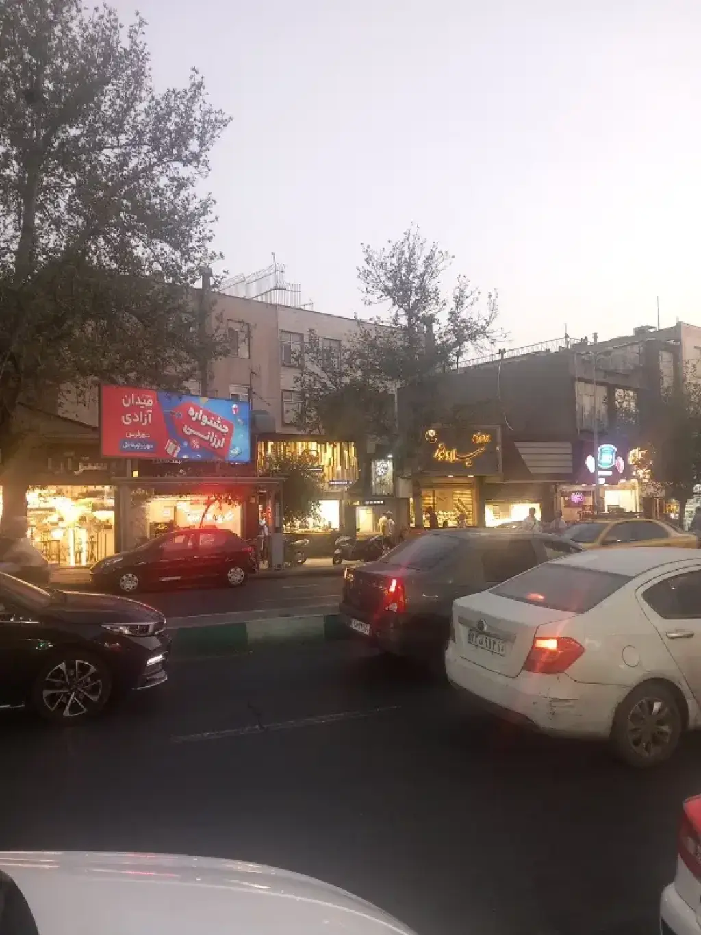 اجاره اداری و تجاری 150 متری در ستارخان