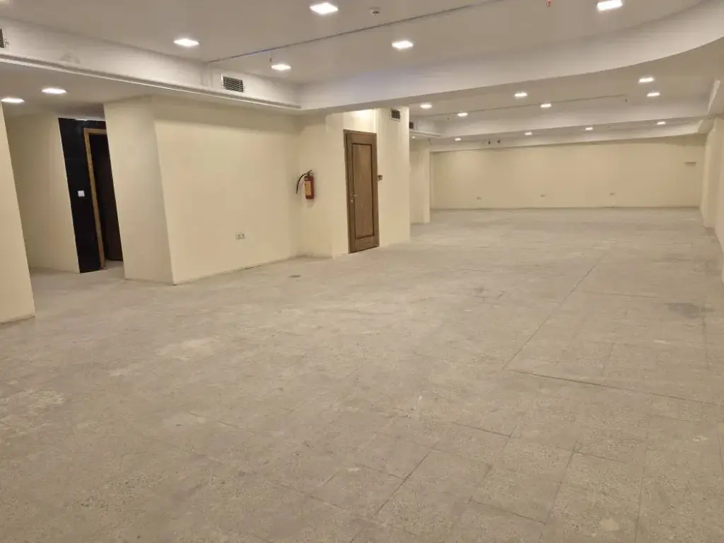 اجاره اداری و تجاری 210 متری در اختیاریه