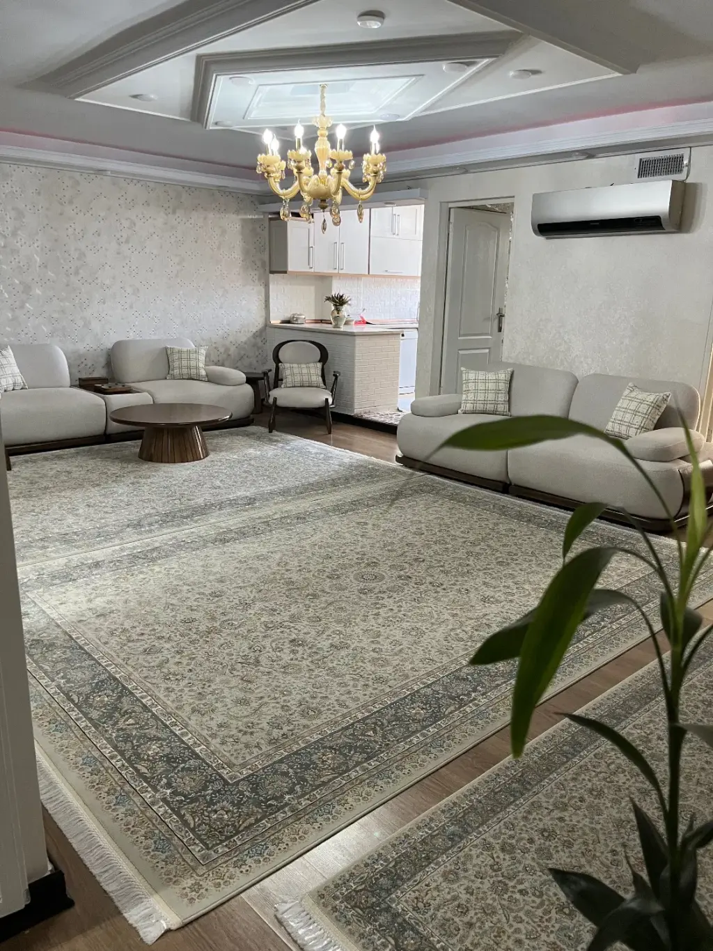 فروش آپارتمان 88 متری در تولید دارو