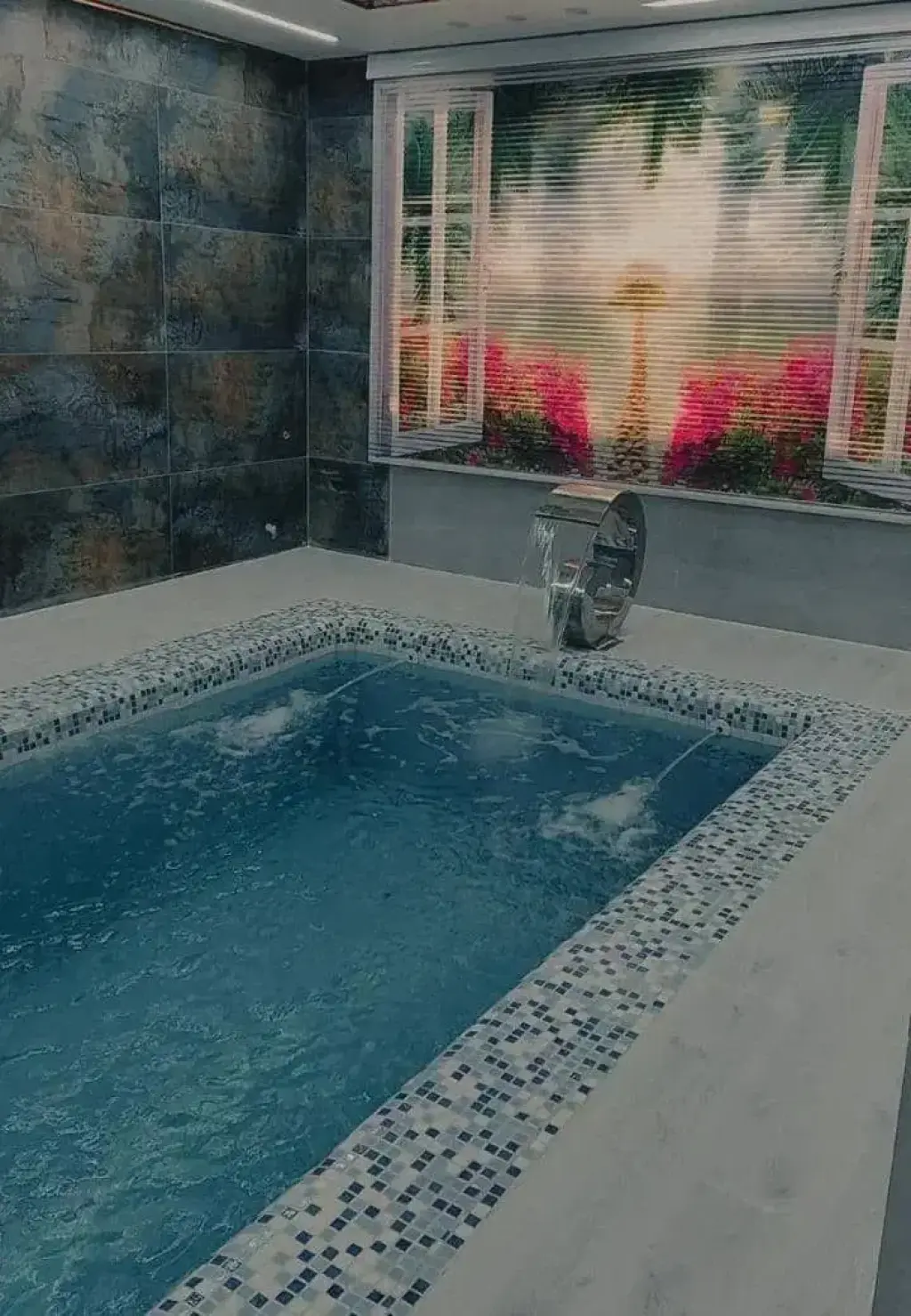 اجاره خانه و ویلا 966 متری در طرشت