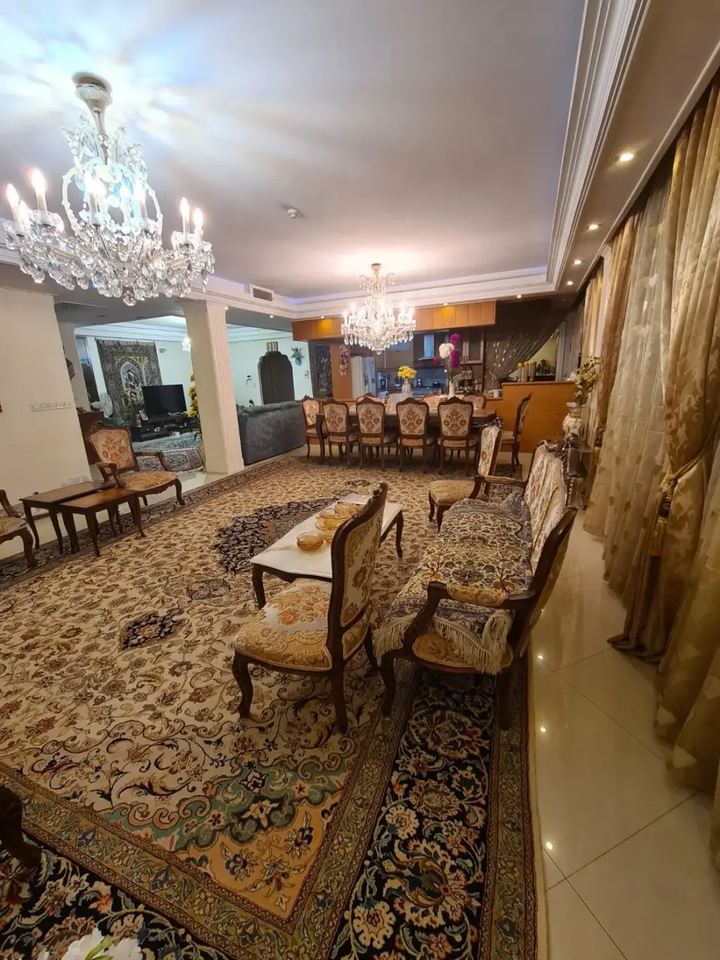 فروش آپارتمان 185 متری در ازگل