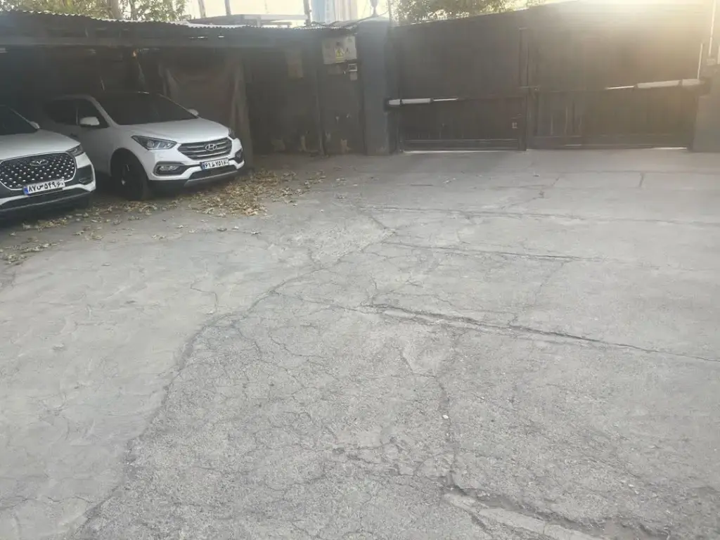 اجاره اداری و تجاری 1400 متری در تهران‌نو - تصویر 2