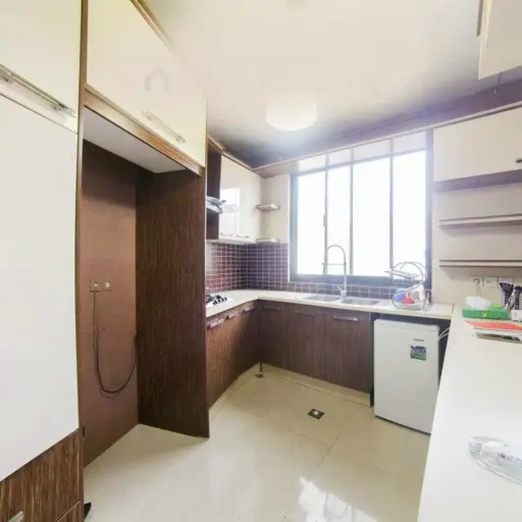 اجاره آپارتمان 82 متری در حکمت