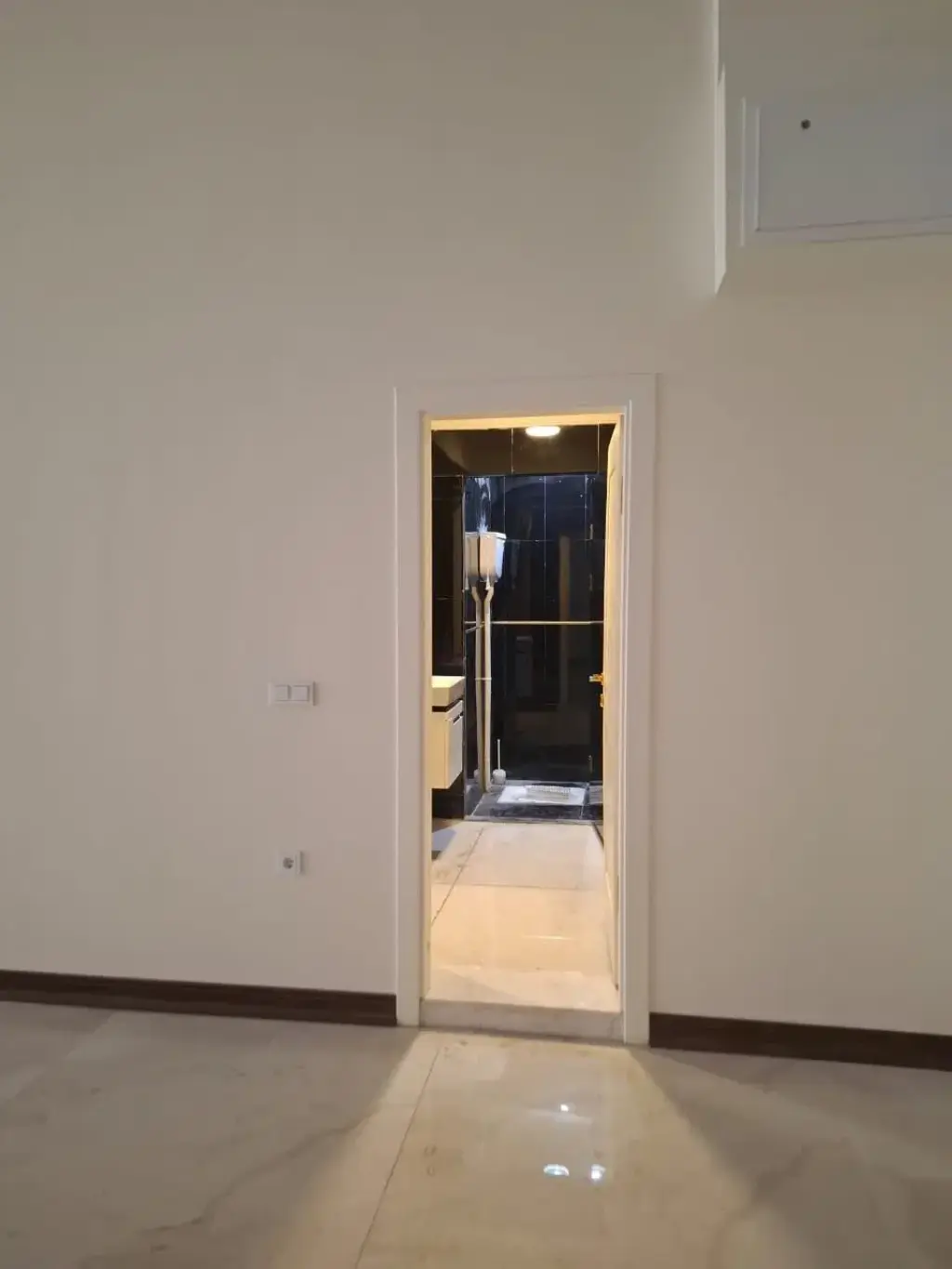 اجاره اداری و تجاری 185 متری در نارمک