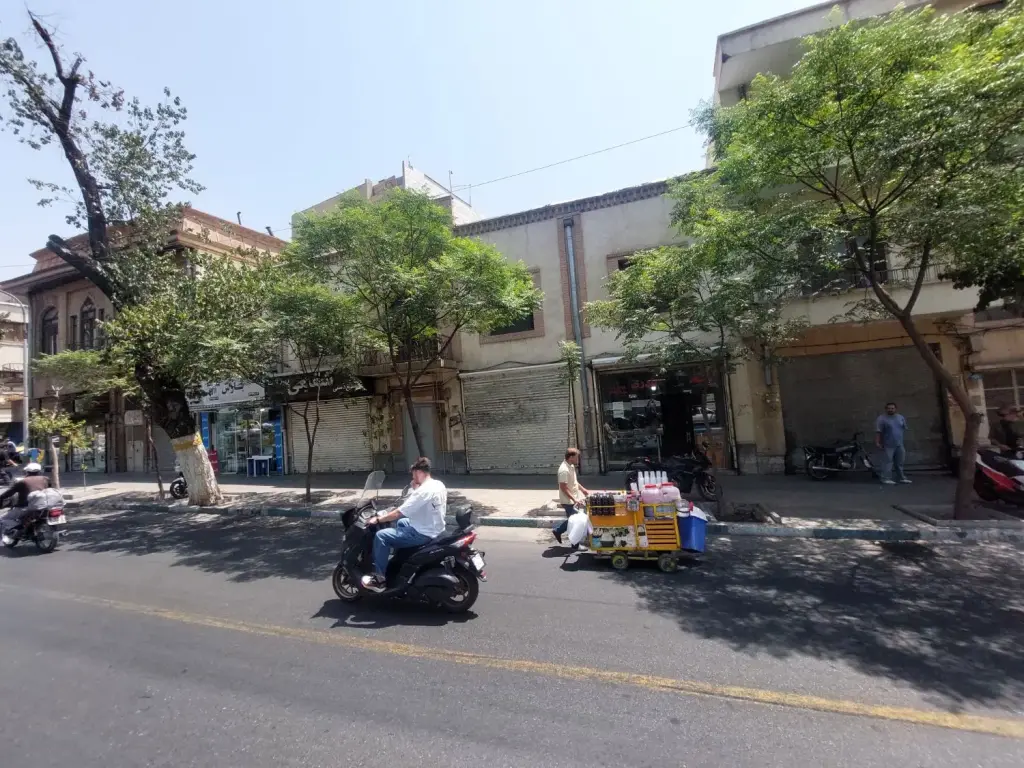 فروش اداری و تجاری 200 متری در فردوسی - تصویر 2