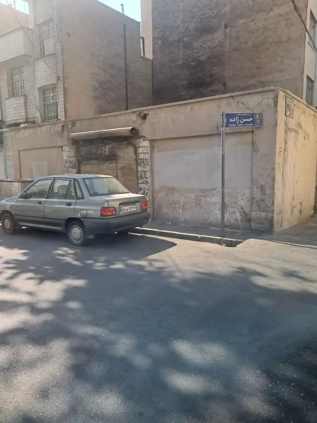 فروش زمین و کلنگی 111 متری در دهم فروردین