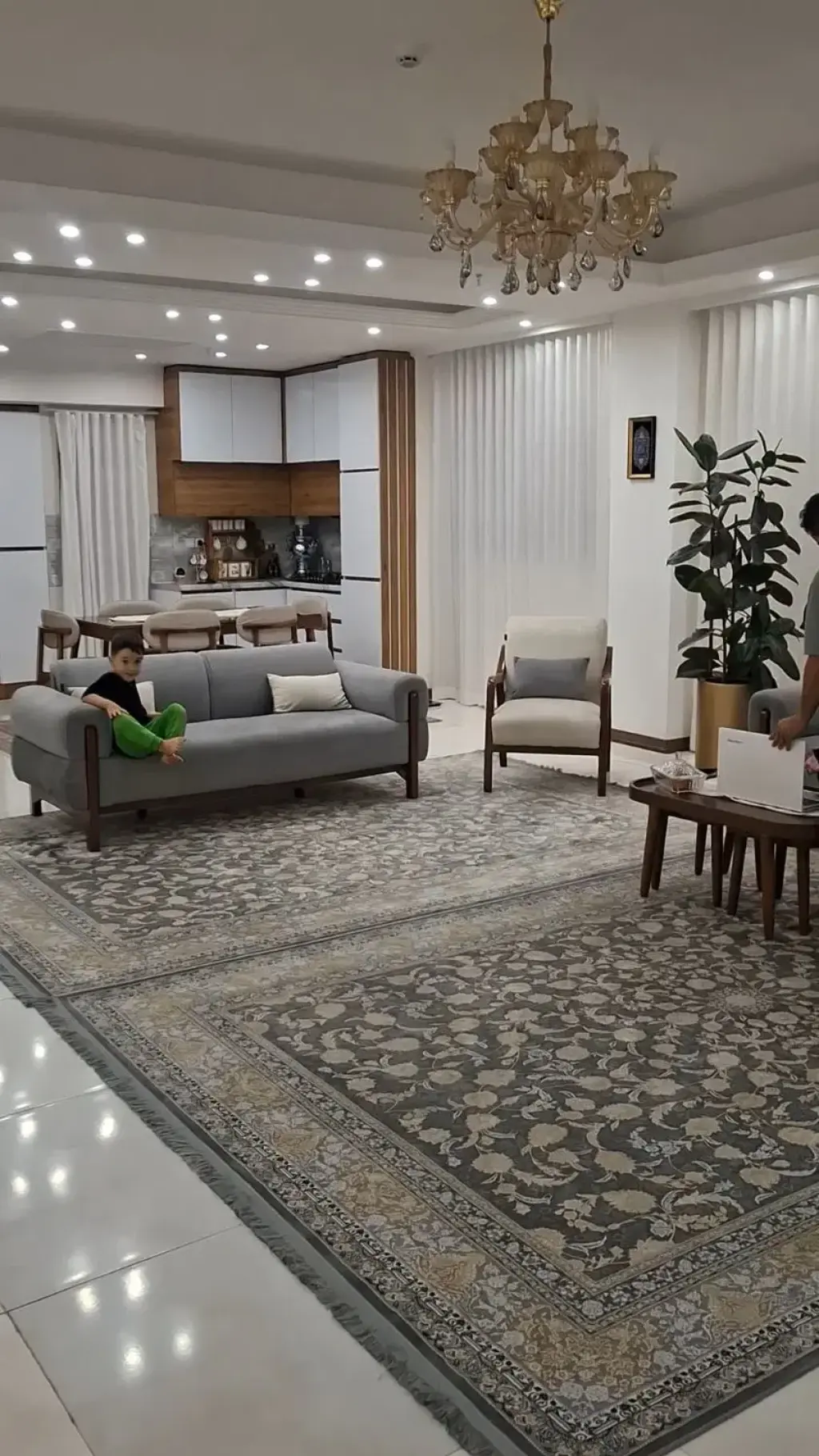 فروش آپارتمان 140 متری در گلچین - تصویر 3