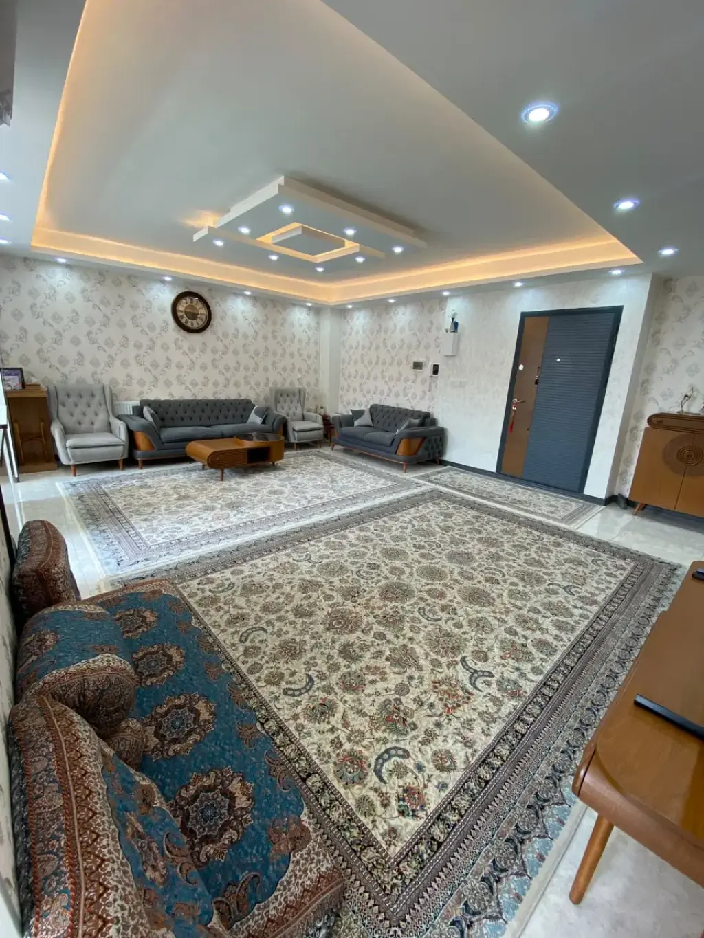 اجاره آپارتمان 90 متری در صفاییه (چشمه علی)