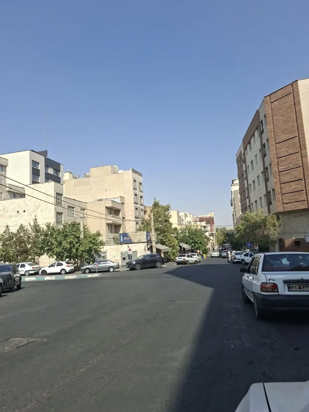 فروش زمین و کلنگی 200 متری در پونک