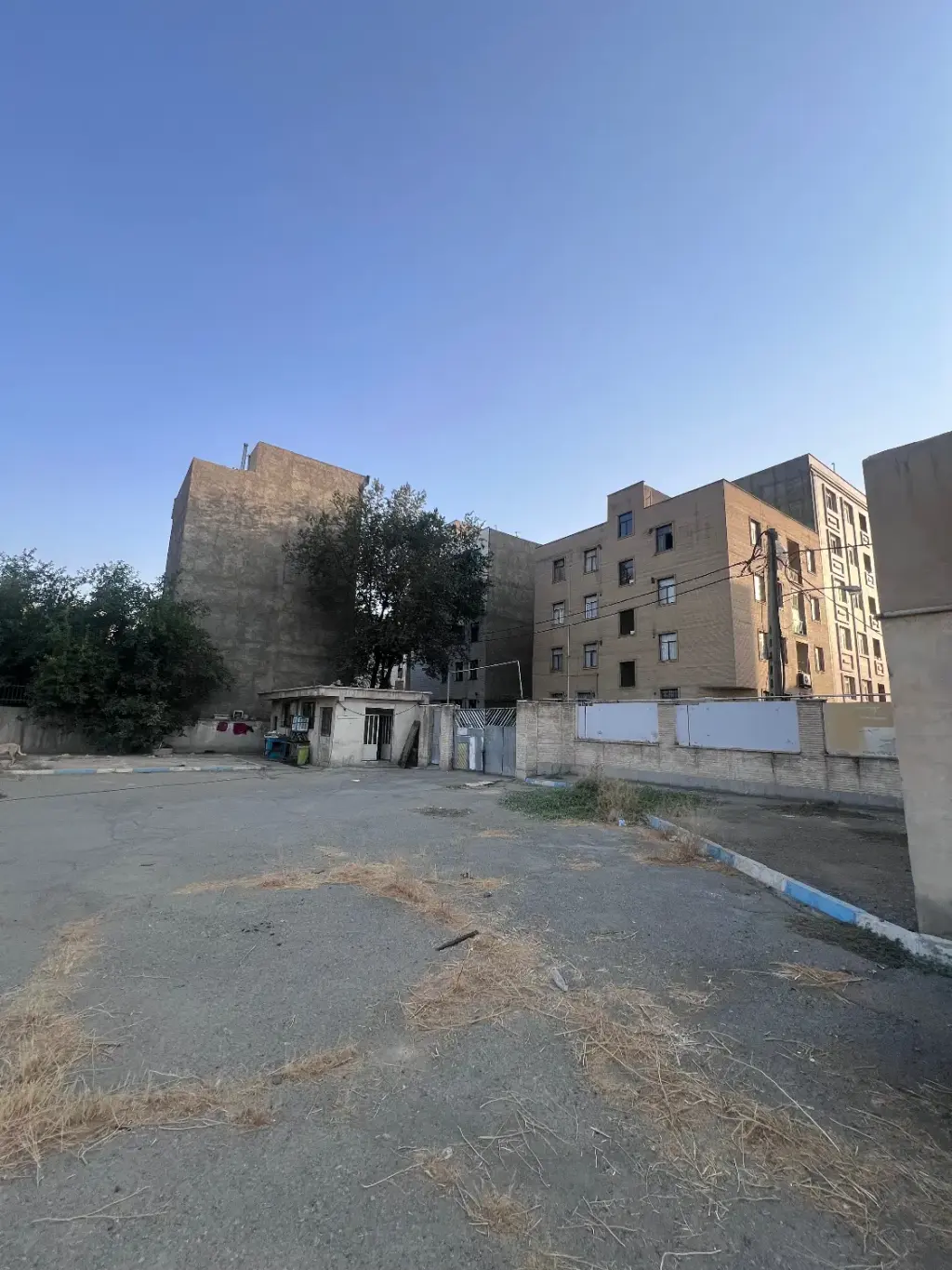 اجاره اداری و تجاری 6000 متری در شهرک ولیعصر شمالی