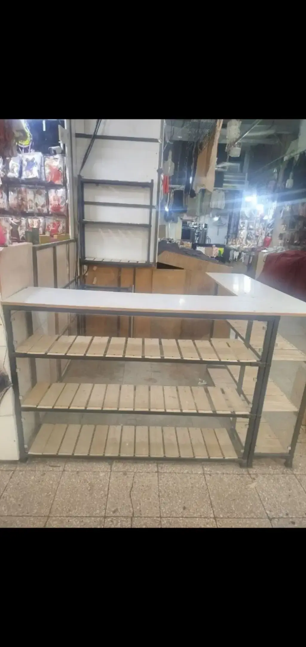 اجاره اداری و تجاری 8 متری در لاله زار