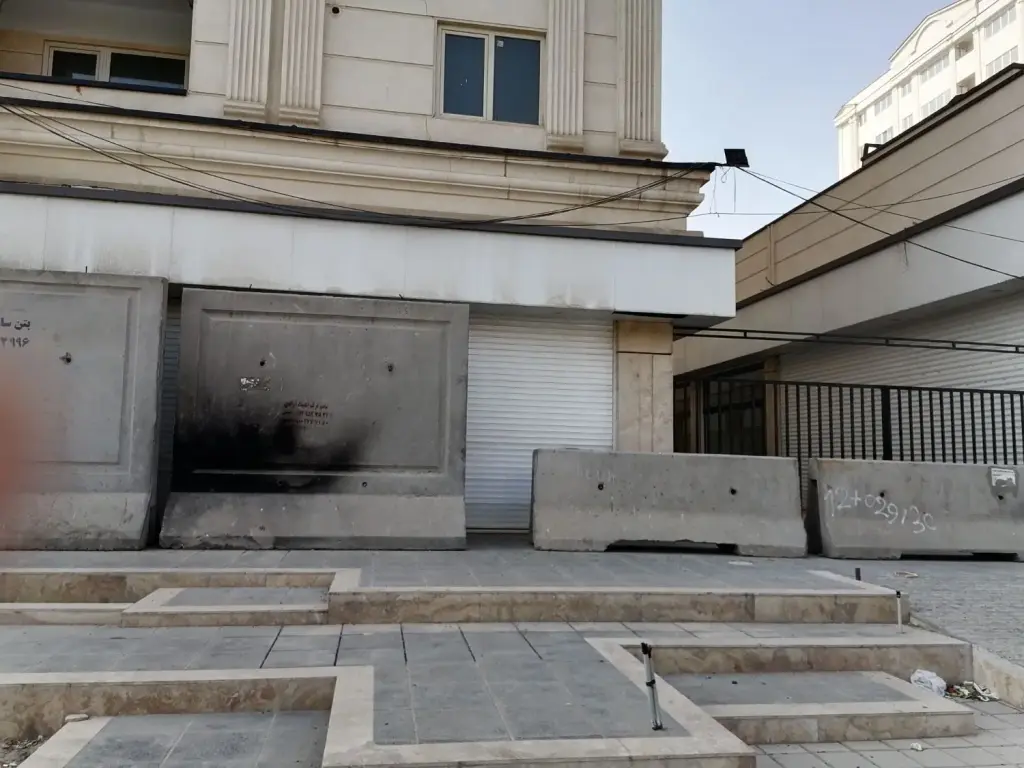 فروش اداری و تجاری 27 متری در عبدلآباد