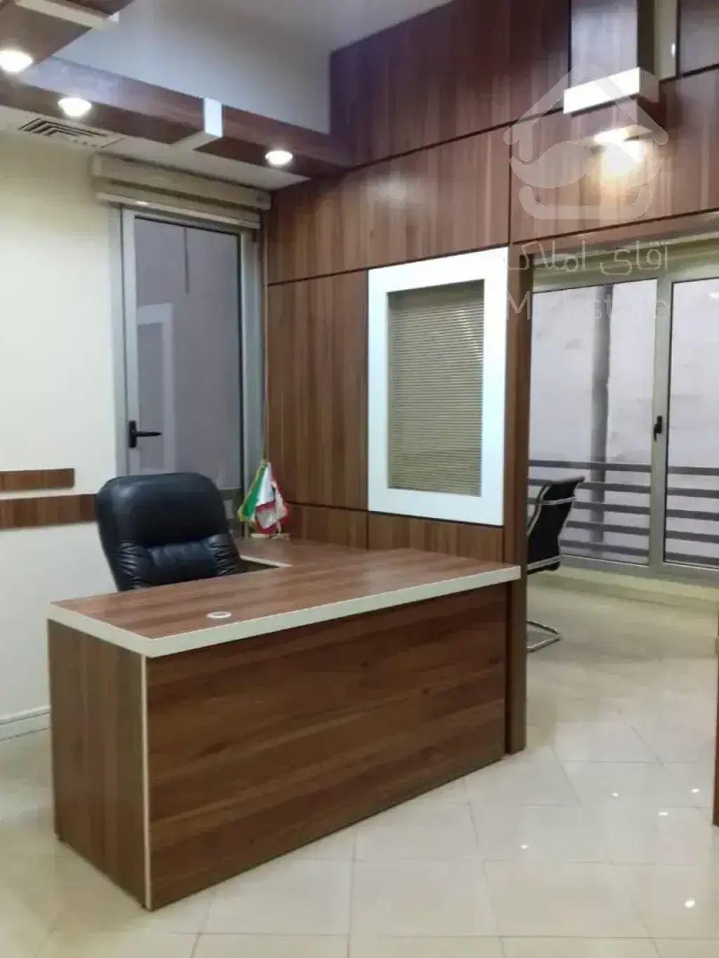 اجاره اداری و تجاری 135 متری در فاطمی