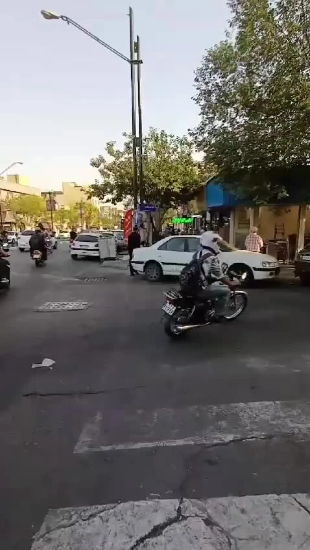 فروش اداری و تجاری 20 متری در جمال‌زاده