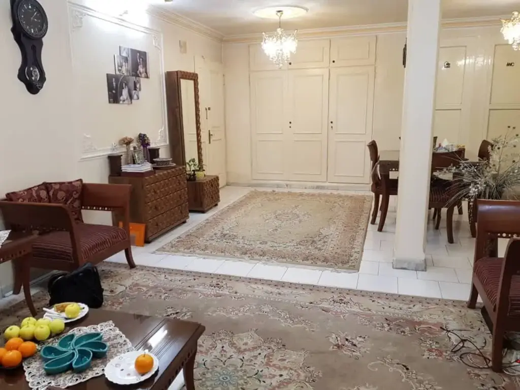 فروش آپارتمان 62 متری در چهارصد دستگاه