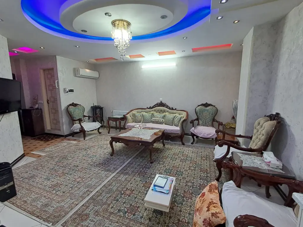 فروش آپارتمان 52 متری در سیزده آبان