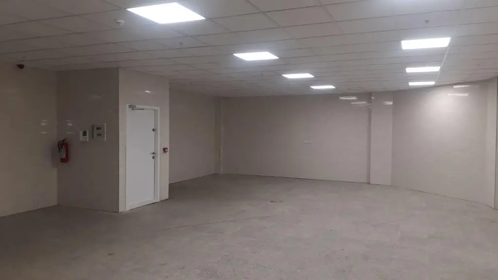 اجاره اداری و تجاری 125 متری در بازار