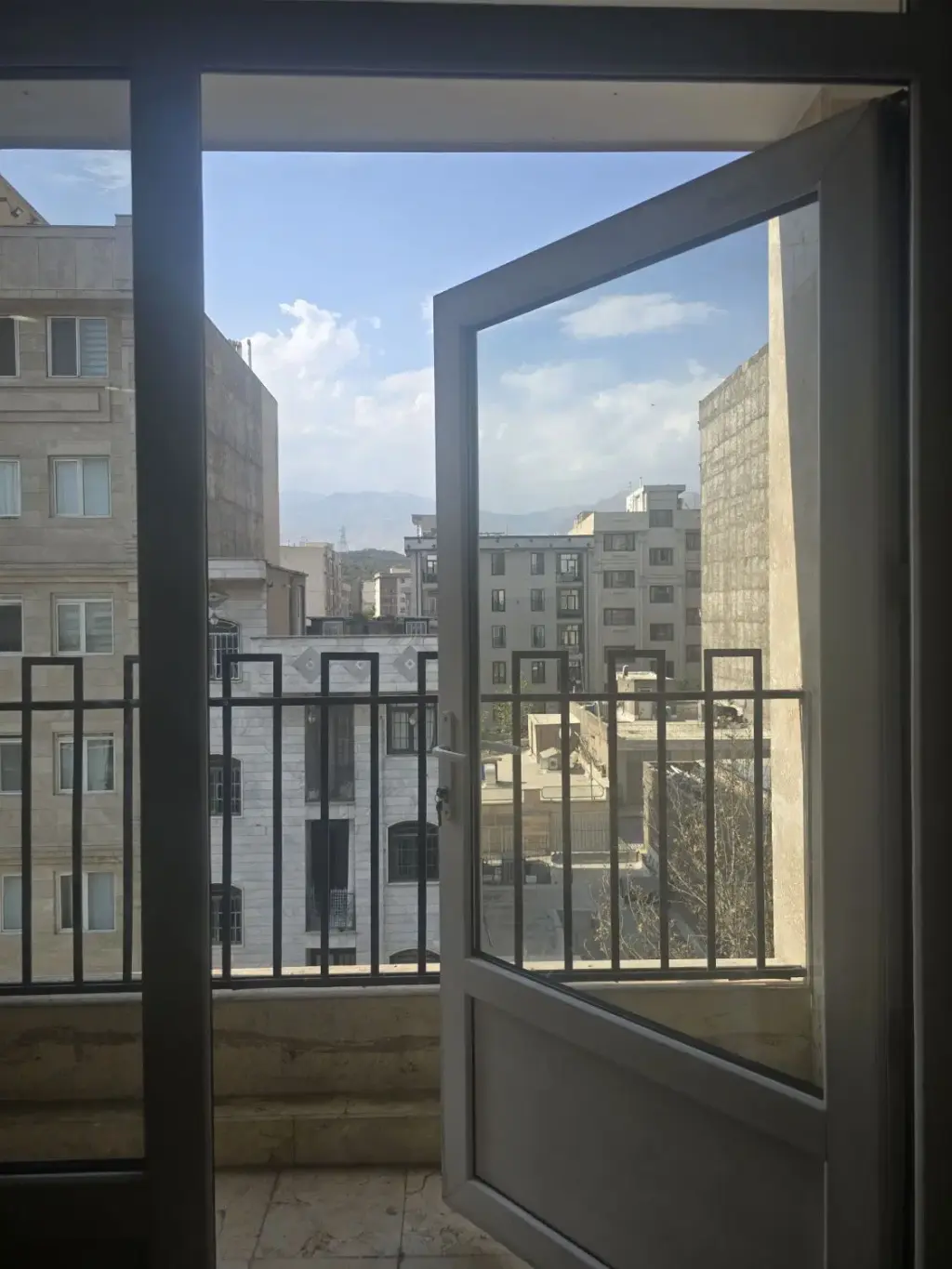 اجاره آپارتمان 87 متری در استقلال