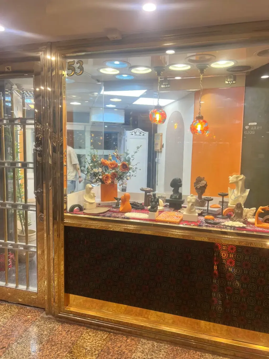 فروش اداری و تجاری 8 متری در شمس‌آباد