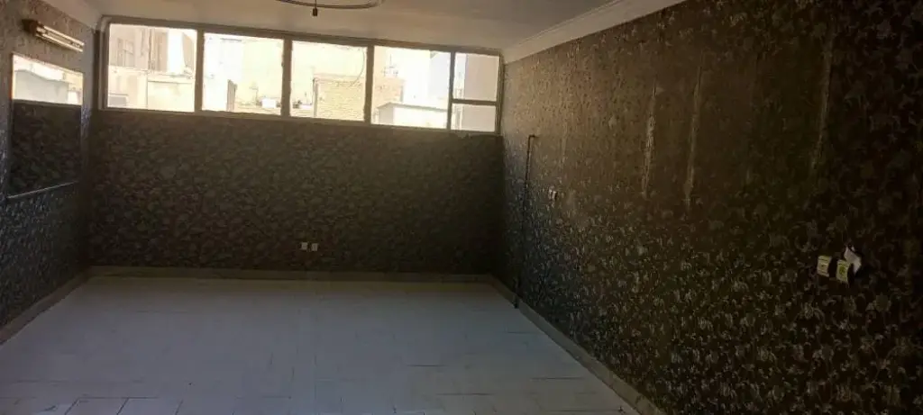 فروش اداری و تجاری 18 متری در قیام