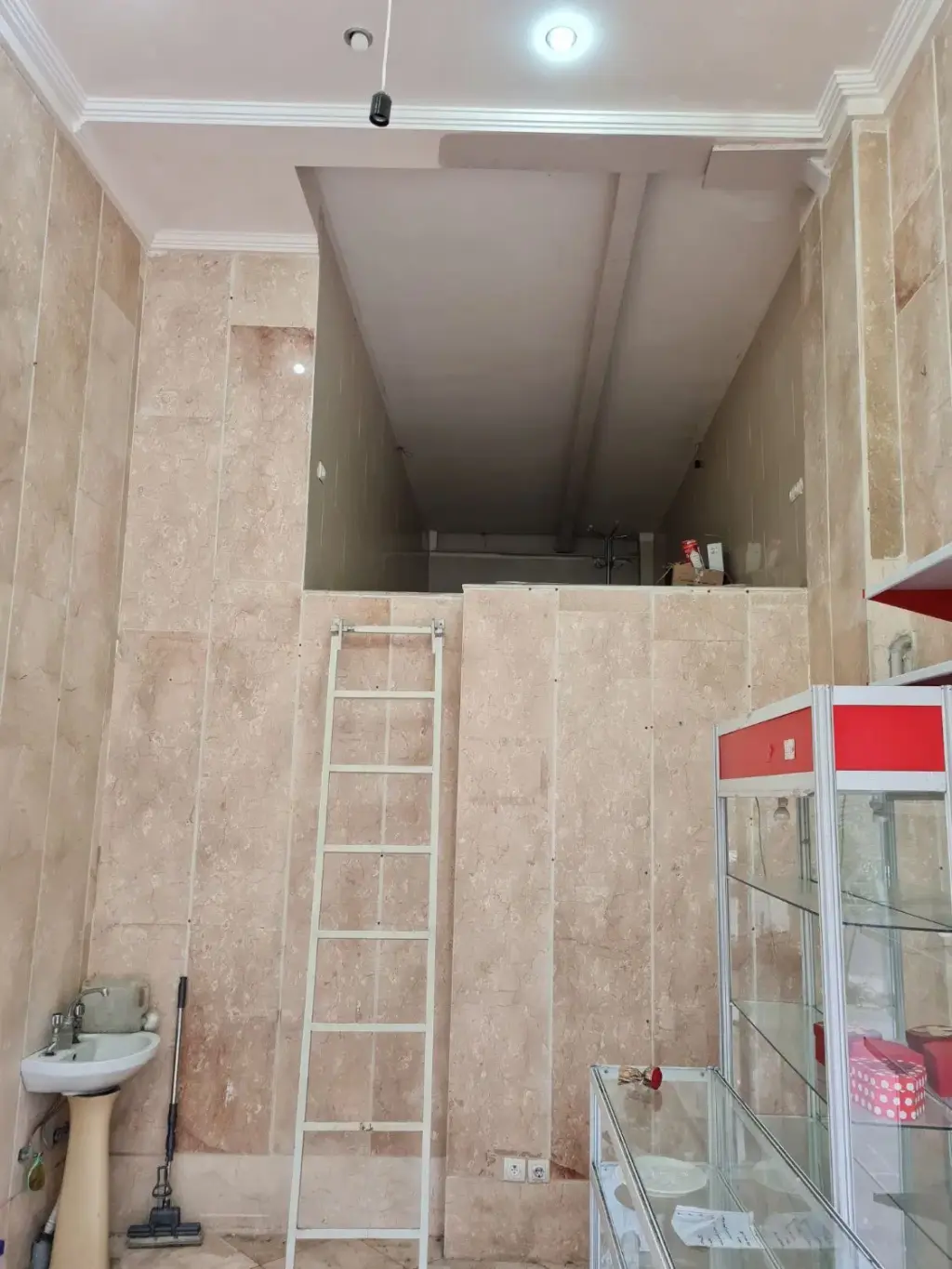 اجاره اداری و تجاری 19 متری در جابری