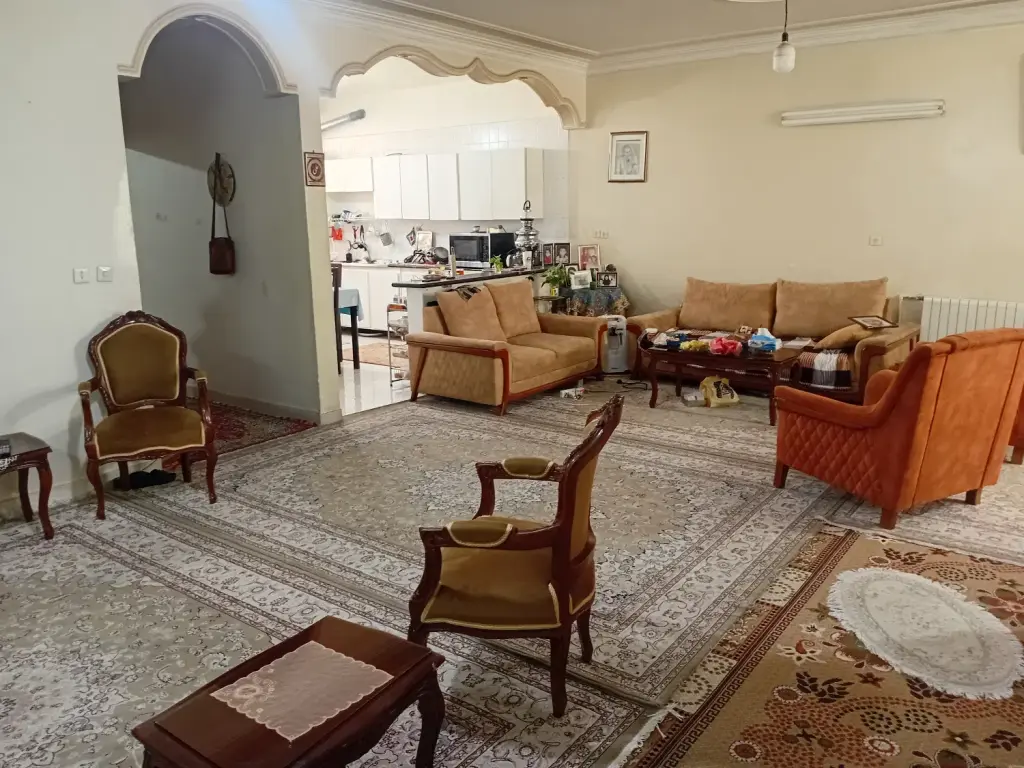 فروش آپارتمان 127 متری در شهرک گلها (تهرانسر)