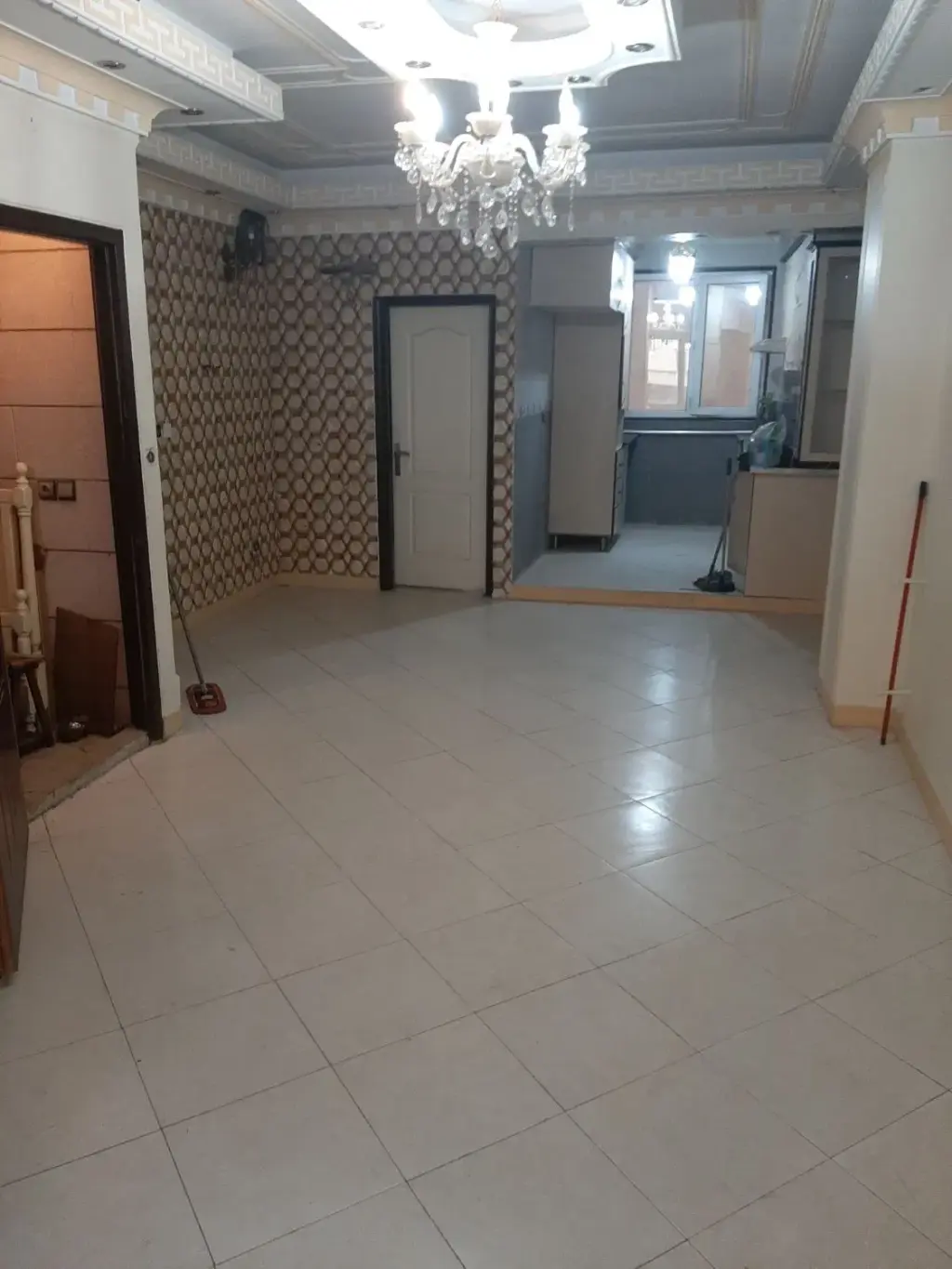 اجاره اداری و تجاری 9 متری در شکوفه (عبدل آباد)