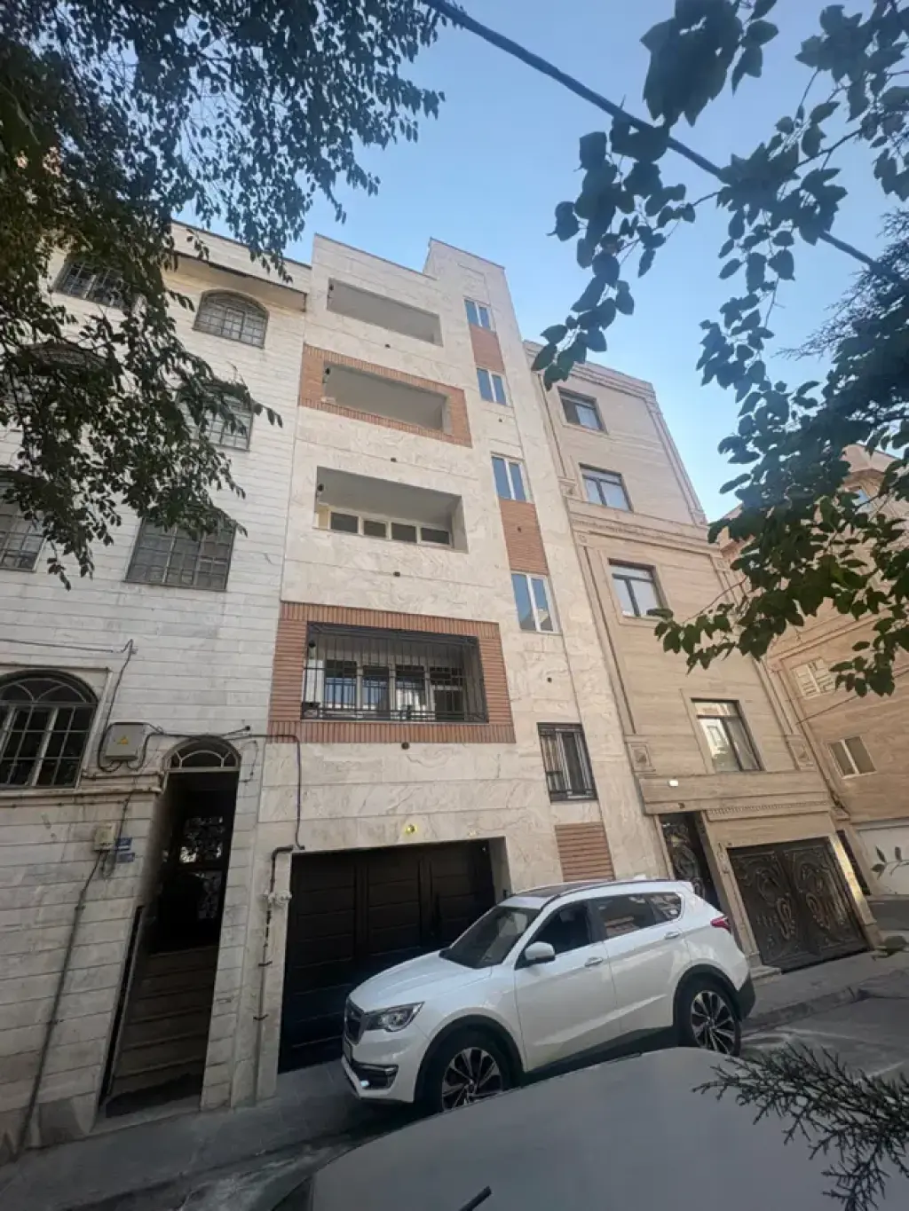 فروش آپارتمان 97 متری در کرمان