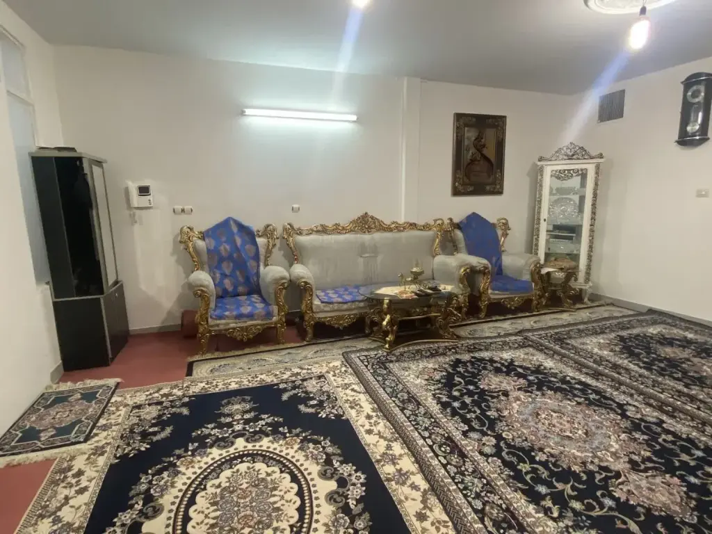 اجاره آپارتمان 80 متری در استخر