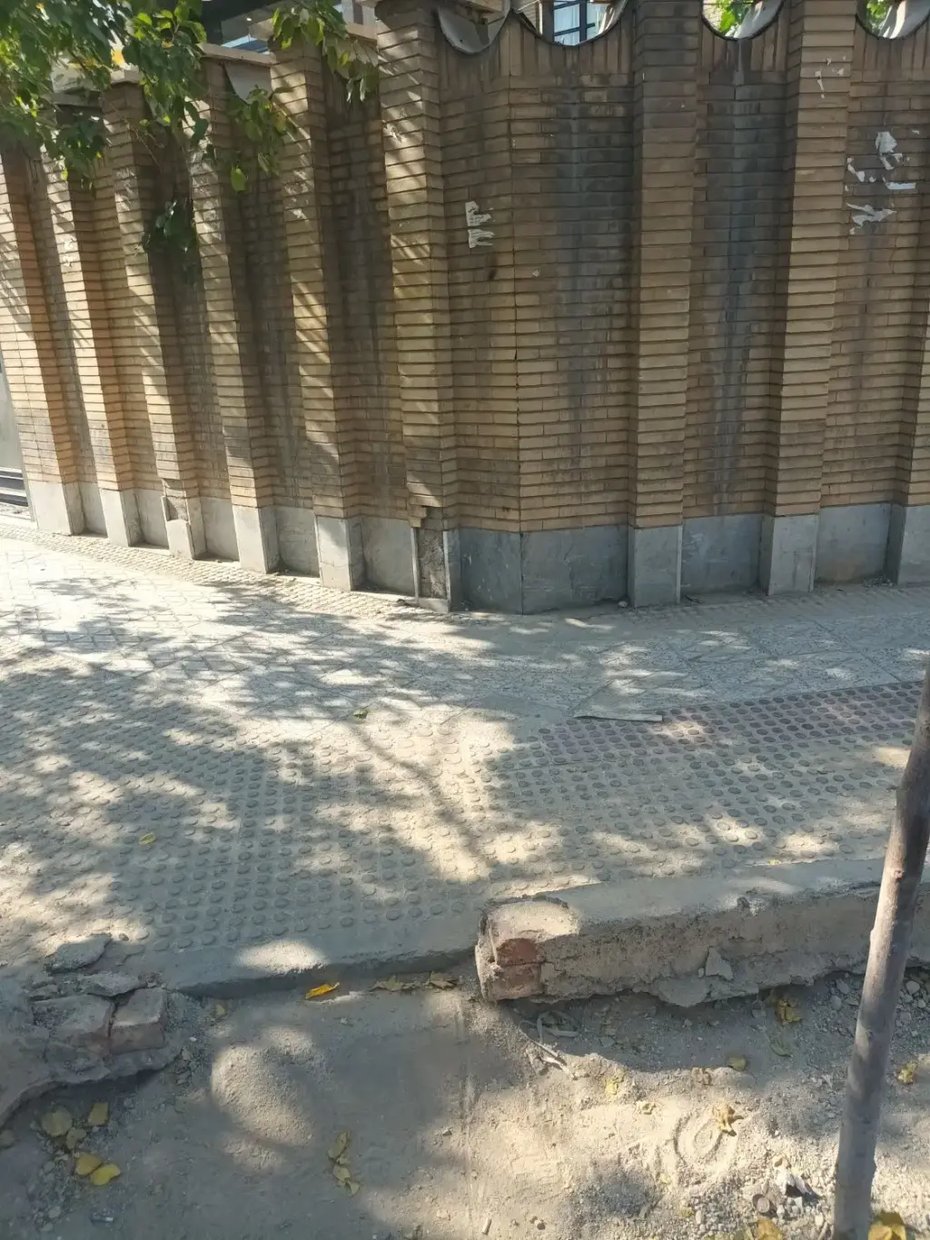 فروش زمین و کلنگی 300 متری در شهرک آزمایش