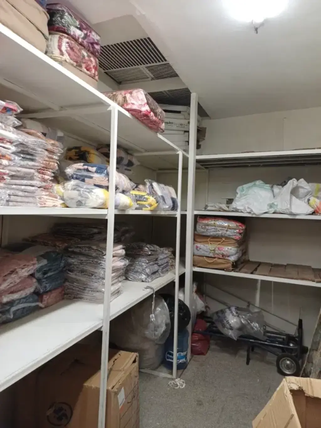 فروش اداری و تجاری 28 متری در بازار